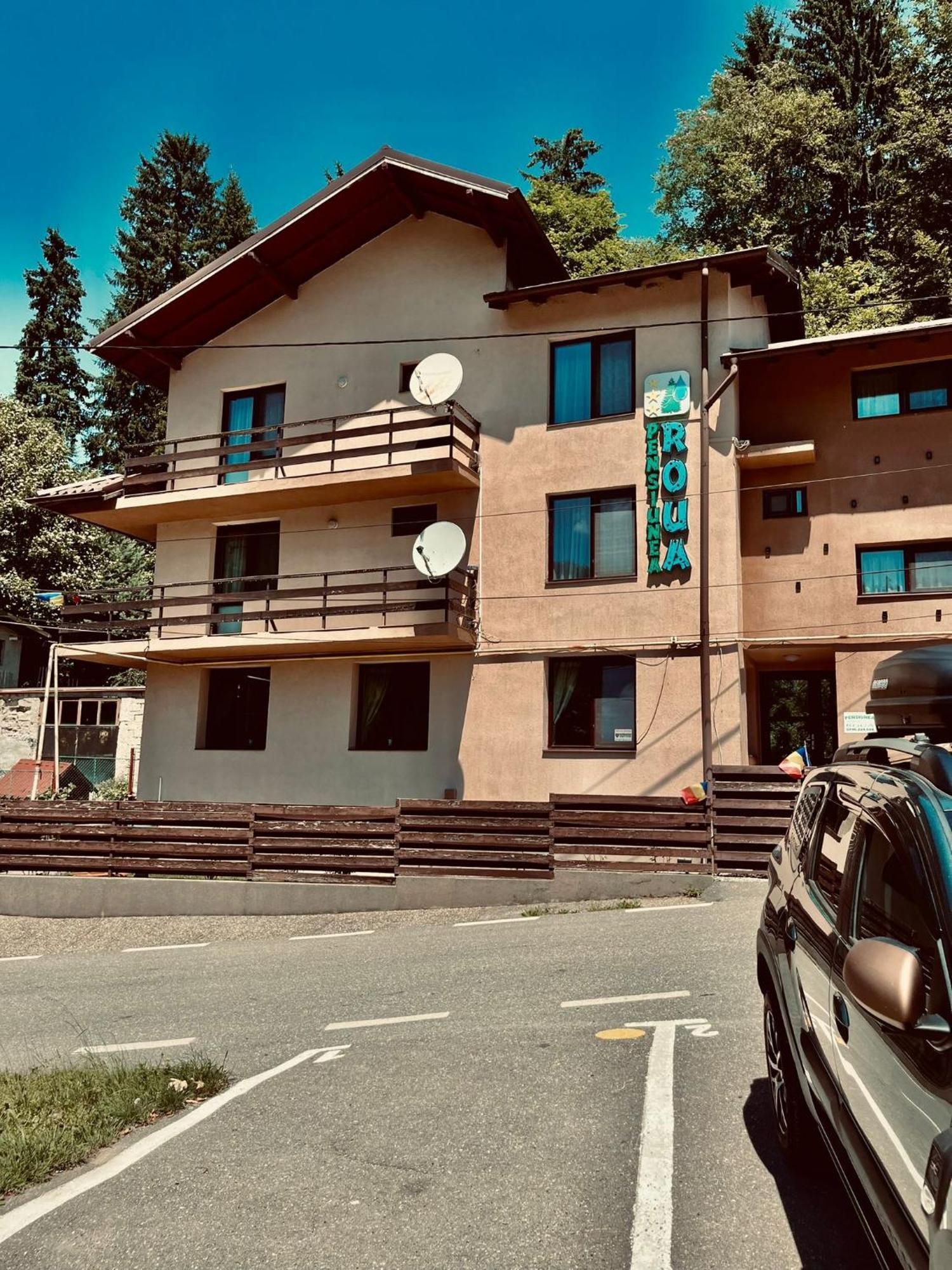 Pensiunea Roua Sinaia Exterior photo